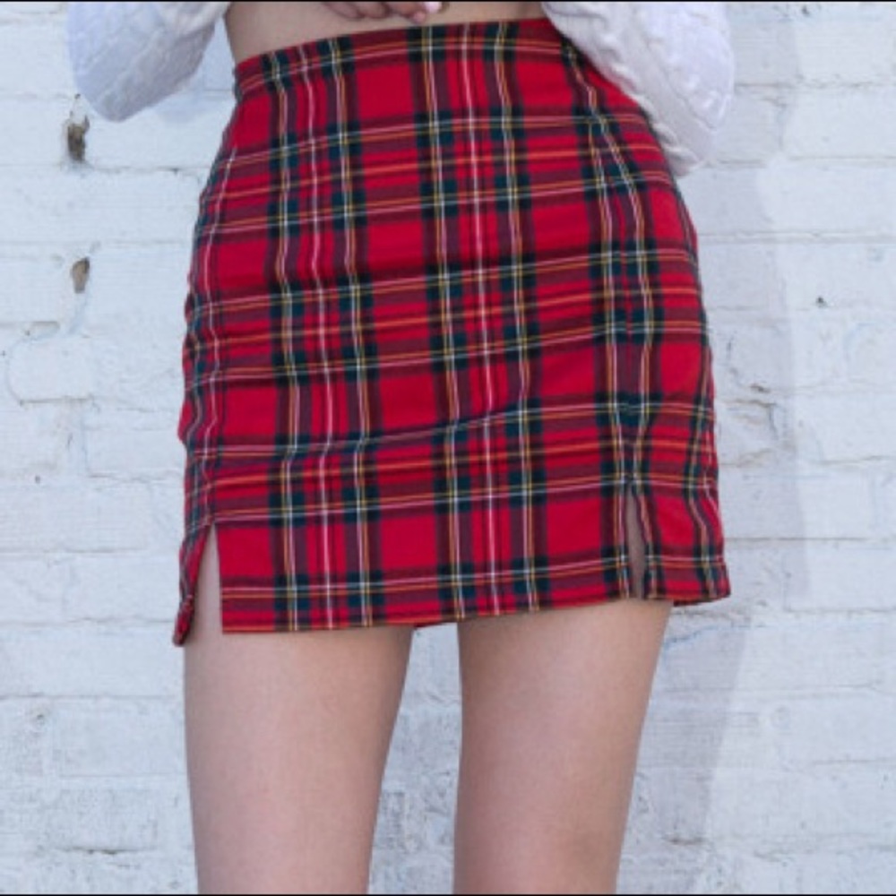 Brandy Melville red plaid skirt
